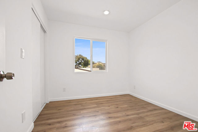 649 1/2 W 92nd Street, Los Angeles CA: https://media.crmls.org/mediaz/297962b5-ae5a-44ea-b400-f5f62c957fe4.jpg