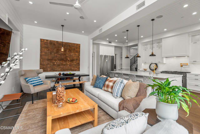 2443 Stafford Road, Westlake Village CA: https://media.crmls.org/mediaz/2979b5b3-d5a6-4f1d-a3bf-0f7b57fa2190.jpg