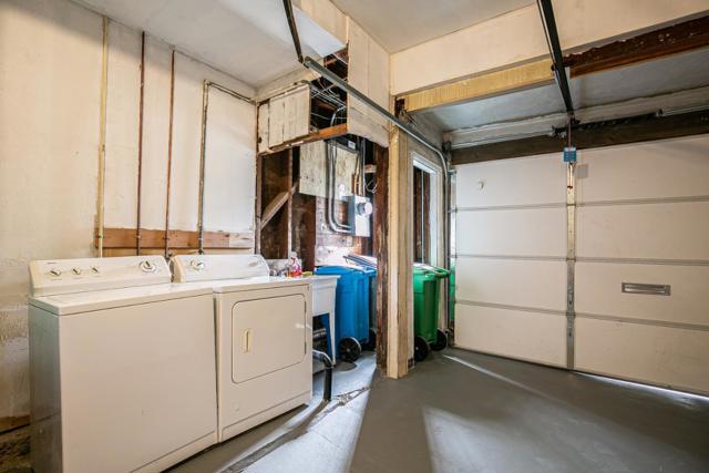 224 Shields Street, San Francisco CA: https://media.crmls.org/mediaz/297a0eca-9455-4209-9664-bb1eeffc01f4.jpg