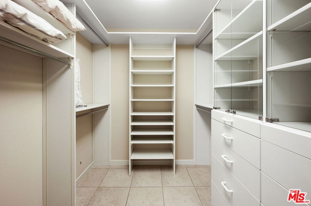 MLS #25612727 image #20