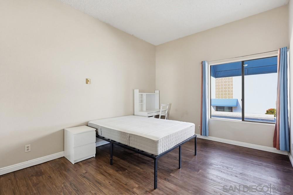 8324 Regents Rd - photo 17