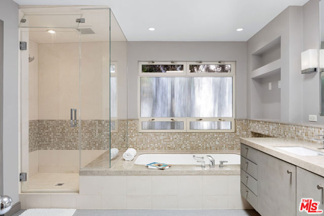 1256 Beverly Green Drive, Beverly Hills CA: https://media.crmls.org/mediaz/297aa1a1-047d-42df-aa47-1843b219c80e.jpg