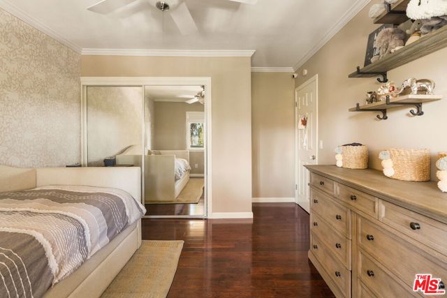 3411 Markridge Road, La Crescenta CA: https://media.crmls.org/mediaz/297ba6ce-1e9f-496d-a95e-313cab9f358e.jpg