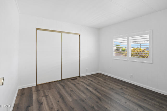 262 Gershwin Lane, Ventura CA: https://media.crmls.org/mediaz/297ca9e9-cad7-4157-b7c6-8fd631c51b51.jpg
