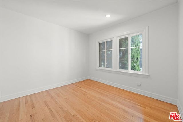 6233 W 6th Street, Los Angeles CA: https://media.crmls.org/mediaz/297e76ef-ac8c-4aec-af80-0f591951b330.jpg