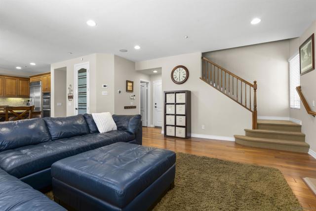 7787 Britt Pl, Santee CA: https://media.crmls.org/mediaz/297ebd31-bd0d-4a29-b733-05e32c681c5e.jpg