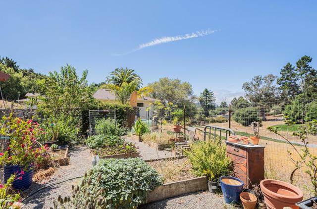 9180 Coker Road, Salinas CA: https://media.crmls.org/mediaz/2980762f-f2b0-4d19-b0a1-35db1feed6b6.jpg