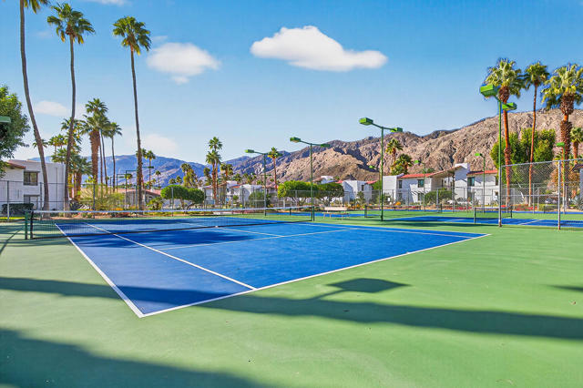 1050 E Ramon Road, Palm Springs CA: https://media.crmls.org/mediaz/29811e9b-adee-4a04-80ad-302bd7ae2ffb.jpg