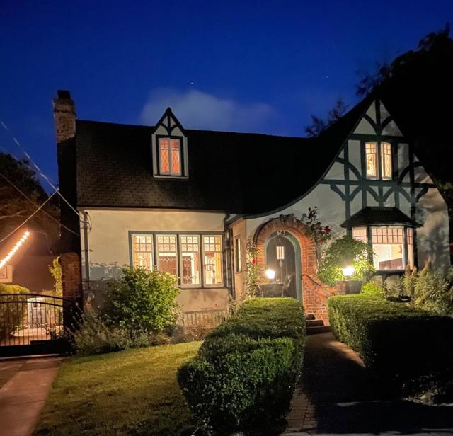 503 Van Ness Avenue, Santa Cruz CA: https://media.crmls.org/mediaz/2981aec8-d7f5-4f69-8f63-8772b969718a.jpg