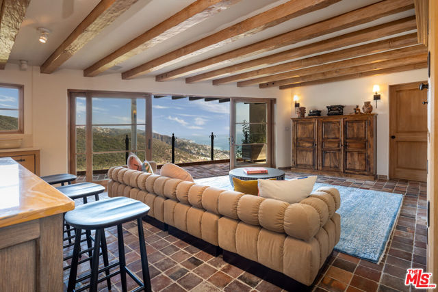 791 Nyes Place, Laguna Beach CA: https://media.crmls.org/mediaz/2982715e-195c-40bd-ad37-2201001f324c.jpg