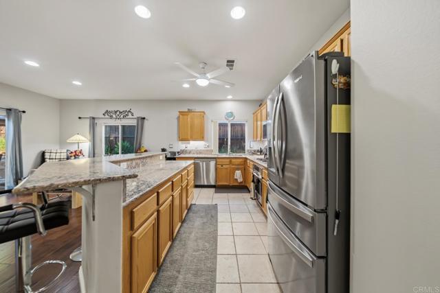 Detail Gallery Image 8 of 49 For 3146 Willow Tree Ln, Escondido,  CA 92027 - 3 Beds | 2 Baths