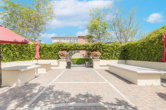 589 Santa Rosalia Terrace, Sunnyvale CA: https://media.crmls.org/mediaz/29840381-2e5e-4d29-80b8-28198b19b835.jpg