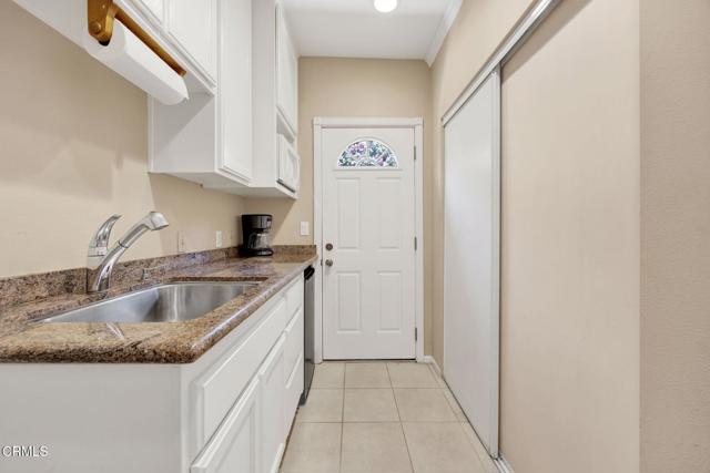 Detail Gallery Image 39 of 50 For 9816 Calvin Avenue, Northridge,  CA 91324 - 6 Beds | 4/2 Baths