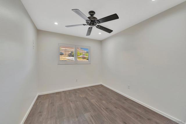13573 Paseo Del Mar, El Cajon CA: https://media.crmls.org/mediaz/29855a95-c9e9-4c5d-951f-b2109fef4b29.jpg