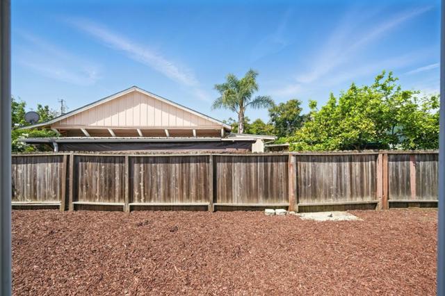 27239 Dunbar Place, Hayward CA: https://media.crmls.org/mediaz/29859406-6679-4eb7-9411-cb775fa2c99a.jpg
