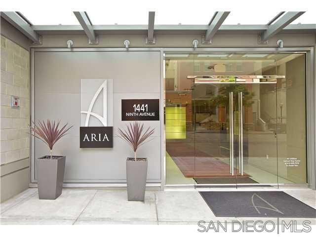 1441 9Th Ave, San Diego CA: https://media.crmls.org/mediaz/2985ad84-75ad-4254-8fcc-e1f45a5406c7.jpg