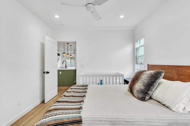 2146 Franklin Ave, San Diego CA: https://media.crmls.org/mediaz/2986ab04-882c-40b2-a566-a9d112a5b32f.jpg