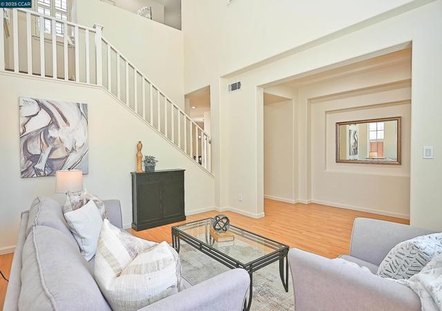 1416 Allanmere Dr, San Ramon CA: https://media.crmls.org/mediaz/2988285c-597d-4eaa-ba46-25f1b2f178c4.jpg
