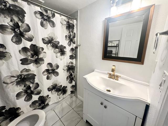 10707 Jamacha Boulevard, Spring Valley CA: https://media.crmls.org/mediaz/298893d1-bd97-43bf-9462-5713f5d3bd0a.jpg