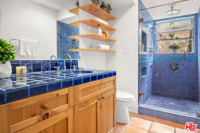 1639 Oak Drive, Topanga CA: https://media.crmls.org/mediaz/2988cf6d-b09d-412b-ad14-f9fa25d6a560.jpg