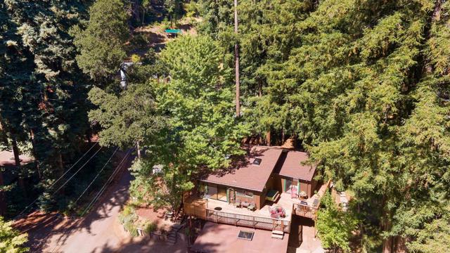 526 Lower Locksley Road, Boulder Creek CA: https://media.crmls.org/mediaz/2988d87f-d52e-404b-94da-5682dcdcddf7.jpg