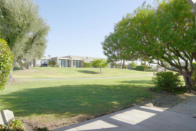 1880 Tamarisk Road, Palm Springs, CA 92262