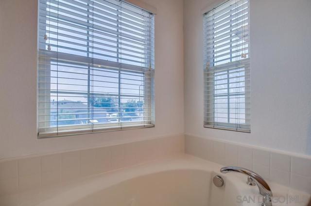 2305 Wisteria Way, National City CA: https://media.crmls.org/mediaz/298b5280-4caf-48ce-944b-11068f2a1c08.jpg