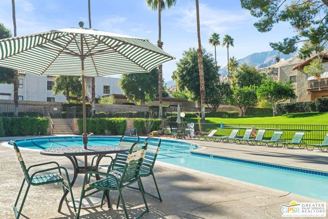 2180 S Palm Canyon Drive, Palm Springs CA: https://media.crmls.org/mediaz/298b7135-d27f-4100-b66a-97fb9f11de17.jpg