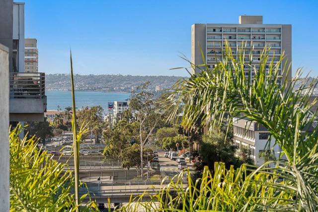 1650 8Th Ave, San Diego, California 92101, 2 Bedrooms Bedrooms, ,2 BathroomsBathrooms,Condominium,For Sale,8Th Ave,240028459SD