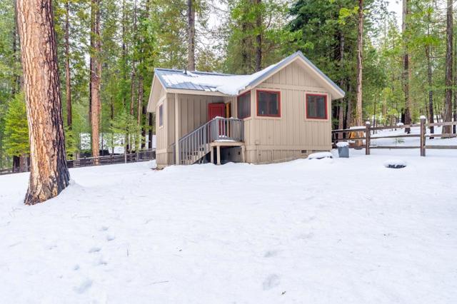 7899 Forest Drive,  CA: https://media.crmls.org/mediaz/298c34c3-9760-4f5c-a898-fee4d6a0f28d.jpg
