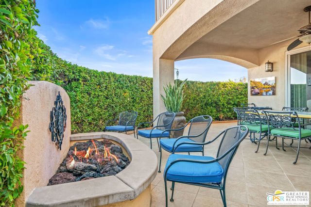 2960 Lantana Court, Palm Springs CA: https://media.crmls.org/mediaz/298d0f59-db0b-466d-9419-e156d95ee3a9.jpg