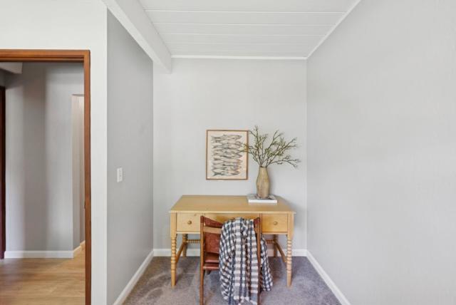 822 Dartshire Way, Sunnyvale CA: https://media.crmls.org/mediaz/298d324c-1b3a-4778-9f8c-5cc7aed1e811.jpg