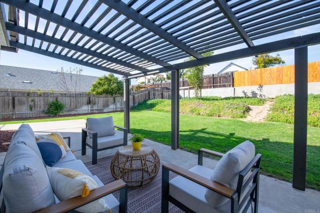 Image 28 of 33 For 2940 Gaviota Circle