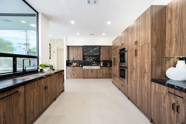 70630 Boothill Rd, Rancho Mirage CA: https://media.crmls.org/mediaz/298e7536-82b7-4ec5-9983-706c04affe6d.jpg
