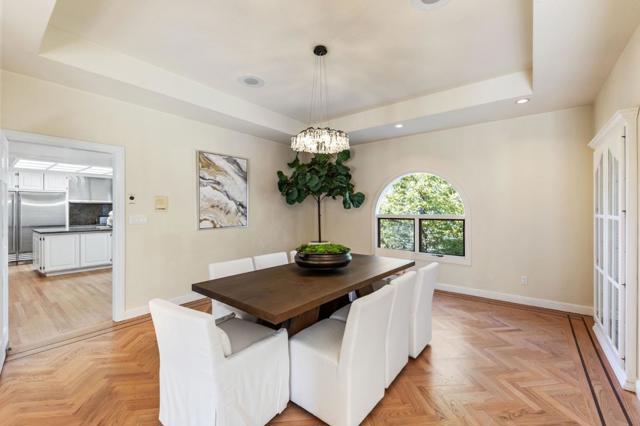 1035 Macadamia Drive, Hillsborough CA: https://media.crmls.org/mediaz/298eb723-cfe0-4224-a07c-70a66c1f1ef6.jpg