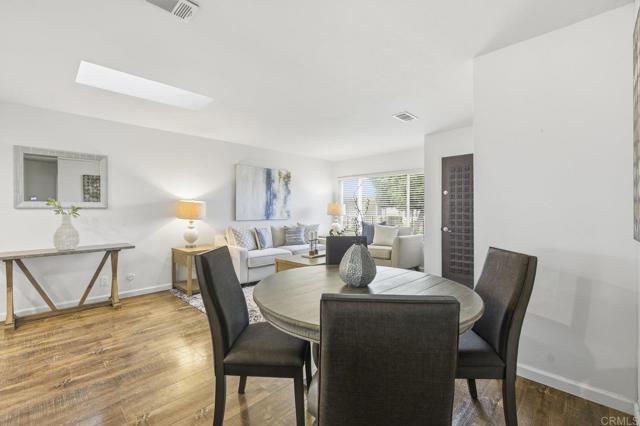 3902 Vista Campana N, Oceanside CA: https://media.crmls.org/mediaz/298f3e61-958d-421b-9b6d-edb9e78080f2.jpg