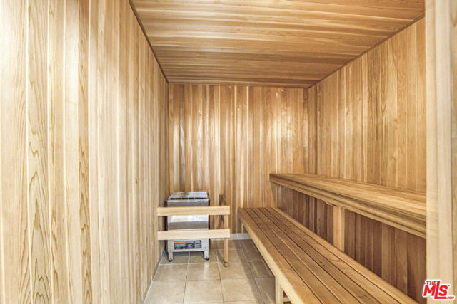 13331 Moorpark Street, Sherman Oaks CA: https://media.crmls.org/mediaz/298f643d-00cf-469b-be17-34c248ada3f4.jpg