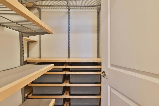 3917 Pyramid Way, Mountain View CA: https://media.crmls.org/mediaz/298ffcab-5ff5-4529-9d06-83ac3ea9ddc2.jpg