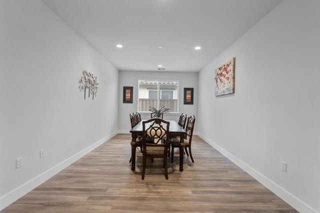 256 Copperleaf Lane, San Juan Bautista CA: https://media.crmls.org/mediaz/2990f8e7-f53a-4540-b007-5964682cfbe2.jpg