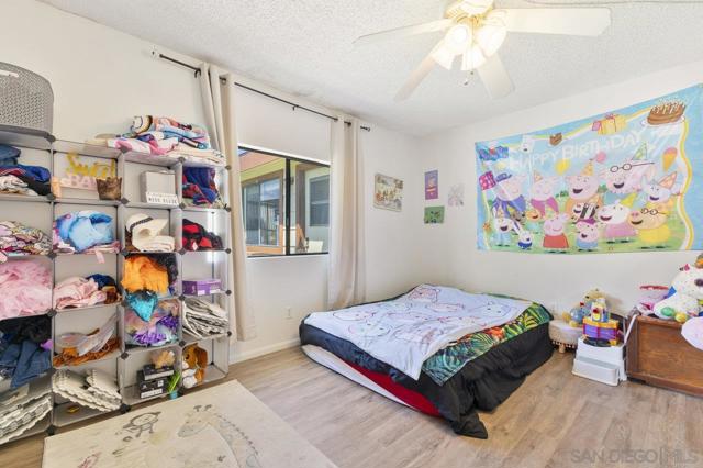 3232 N Twin Oaks Valley Rd, San Marcos CA: https://media.crmls.org/mediaz/299220c3-0727-48e8-80d7-59ce66a0adc7.jpg