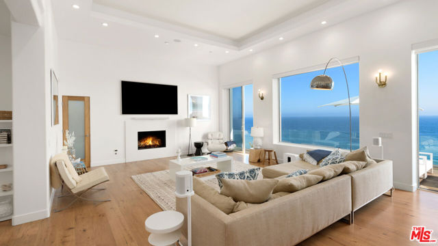 31654 Broad Beach Road photo 9