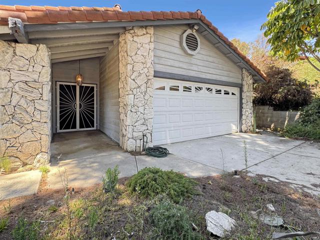 Detail Gallery Image 1 of 1 For 12060 Mcwest Ln, Lakeside,  CA 92040 - 3 Beds | 2 Baths