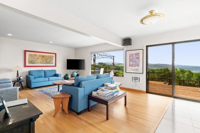 739 Snyder Avenue, Aromas CA: https://media.crmls.org/mediaz/2993c56e-2f25-4f41-ab4e-8757a29b1268.jpg