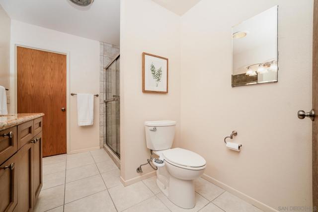 Image 42 of 75 For 6825 Kellyn Lane