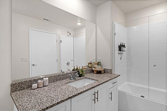 Detail Gallery Image 11 of 46 For 5464 Shorefront Dr #148,  San Diego,  CA 92154 - 4 Beds | 3/1 Baths