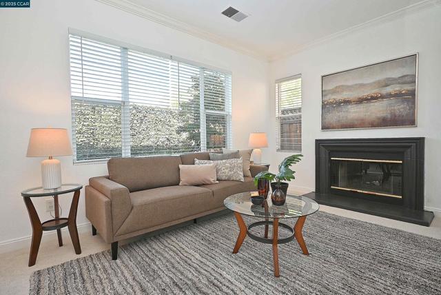 230 Triana Way, San Ramon CA: https://media.crmls.org/mediaz/2995d697-800e-4881-b5b1-532c8cba959e.jpg