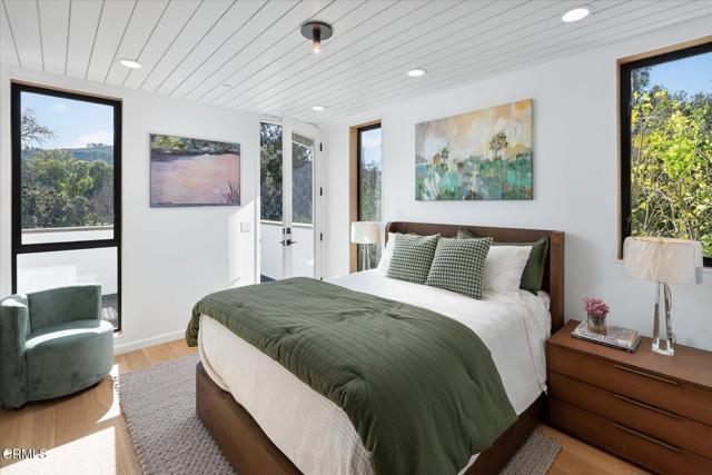 Detail Gallery Image 43 of 73 For 10747 Valleyheart Dr, Studio City,  CA 91604 - 4 Beds | 3 Baths