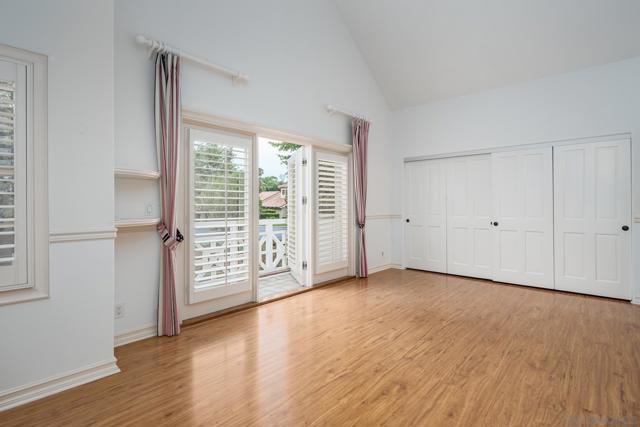 6295 Avenida Floresta, Rancho Santa Fe CA: https://media.crmls.org/mediaz/299688b4-3c7c-473c-8862-cdeb54fdad92.jpg