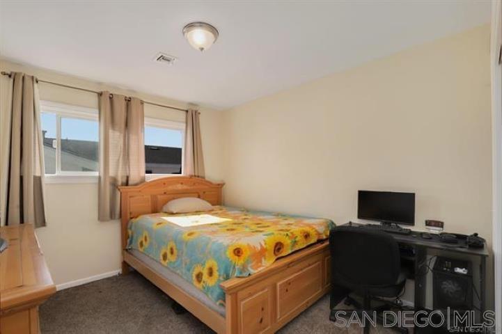 MLS #250027775SD img 1