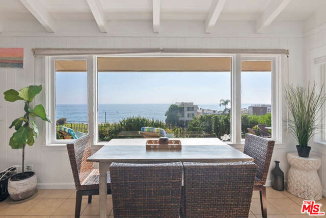 22609 Pacific Coast Highway, Malibu CA: https://media.crmls.org/mediaz/299717eb-a4f5-42be-b3d7-5df566be6ecd.jpg